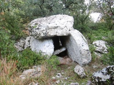 Dolmen aux Divols au Sud Ardèche